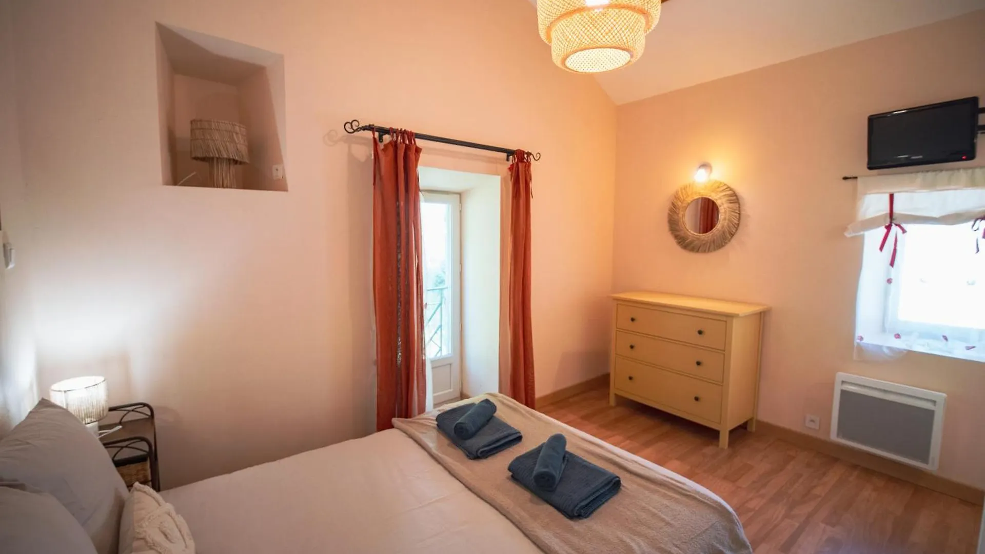 Charmante Maisonnette Ardechoise Saint-Sauveur-de-Montagut Σπίτι διακοπών