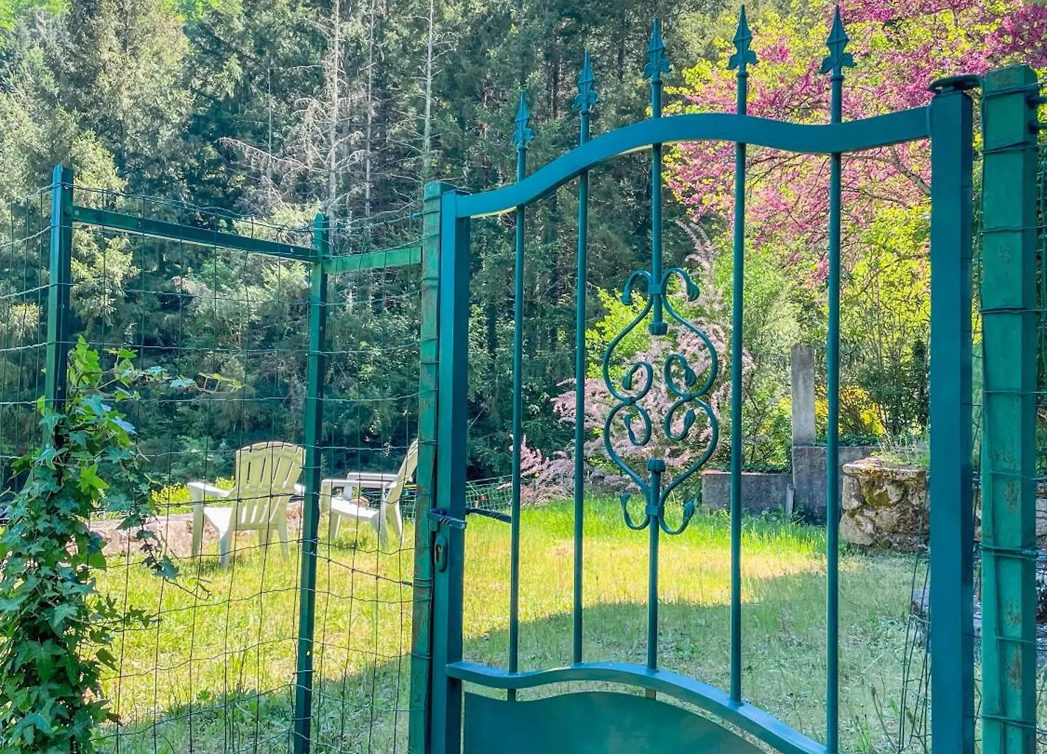 Charmante Maisonnette Ardechoise Saint-Sauveur-de-Montagut 0*,  Γαλλία